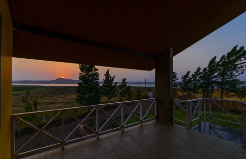 Nashik Villa | Lake View Holiday Villa 3 Bed RM nr Sula wine yard