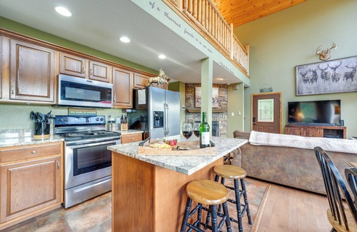 Blue Eye House | Lake-View Home in Blue Eye w/Hot Tub & Fire Pit!