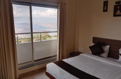 Gureghar House | Lake view hotel