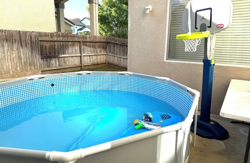 Elk Grove House | Lake view house 3300 sqf 15 beds