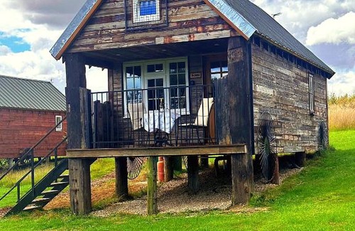 Sudbury Apartment | Lake View lodges