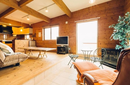 Toya House | Lake view log house in LAKE TOYA