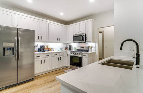 Lone Star House | Lake-View Retreat w/Games & Yard in Daingerfield