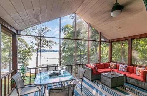 Cadiz House | LAKE Views-Dock-FISH-Jacuzzi-Boat Rental service