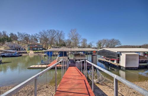 Sunrise Beach House | Lake Views Waterfront Sunrise Beach Home!