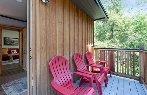 Fernan Lake Village Hotel | Lake Village Lodge Room 6