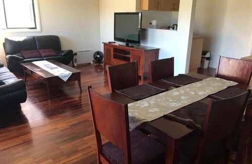 Jindabyne House | Lake Vista