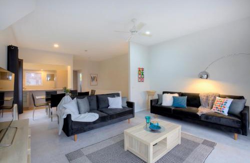Wanaka Apartment | Lake Wanaka Lookout