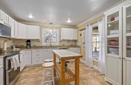 Weatherford House | Lake Weatherford Home - bring the Kids, RV & Boat
