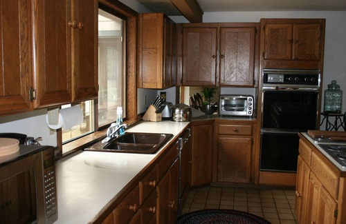 Sedro-Woolley House | Lake Whatcom Waterfront Executive Home (5,200sqft!!), Kayaks and Dock, WifiHDTV