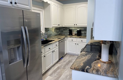 Athens House | Lake Wheeler waterfront home with panoramic views