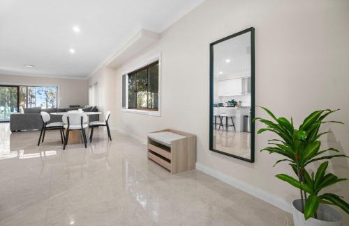 Berkeley Vale House | Lakedge Home