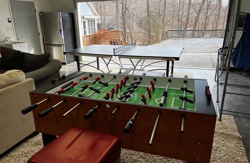 Moneta House | Lakefront 4BR, Private Dock, Fire Pit, Internet, Kayaks, Game room, Quiet cove