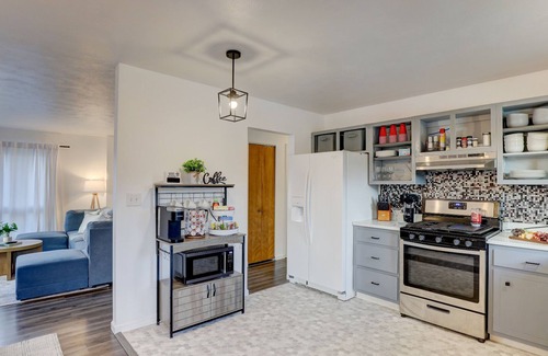 Decatur House | Lakefront 5BR - Fire Pit, Kayaks, Game Room, Water Toys, & More!