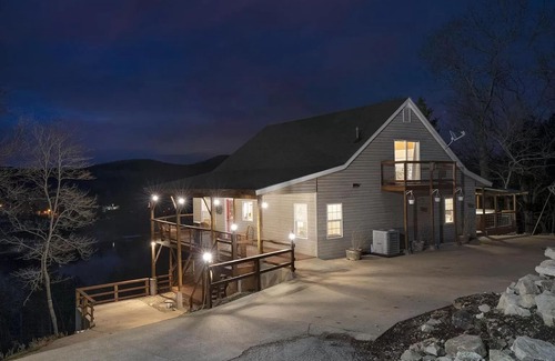 Kimberling City House | Lakefront Access with Tiki Bar, Hot Tub, Kayaks, and Stand Up Paddleboards