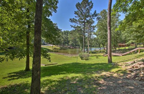 Mid America House | Lakefront Arkansas Home with Dock and Sunroom