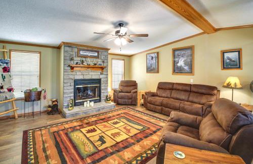 Mid America House | Lakefront Arkansas Home with Dock and Sunroom