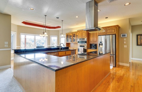 Bella Vista House | Lakefront Bella Vista Home w/Game Room & Dock!
