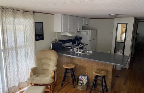 Butler House | Lakefront Bungalow, NEW BOAT DOCK, Hot Tub, Firepit