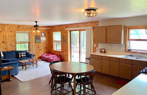 Presque Isle Cottage | Lakefront Cabin #7 The Northern Pike House