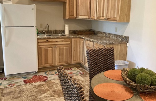 Drasco Cabin | Lakefront Cabin in Quiet Cove on Greers Ferry Lake