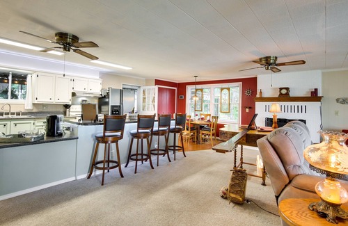 Longtown House | Lakefront Canadian Gem: Fire Pit, Decks & Grills