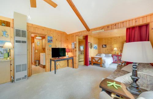Chetek House | Lakefront Chetek Vacation Rental with Private Dock!