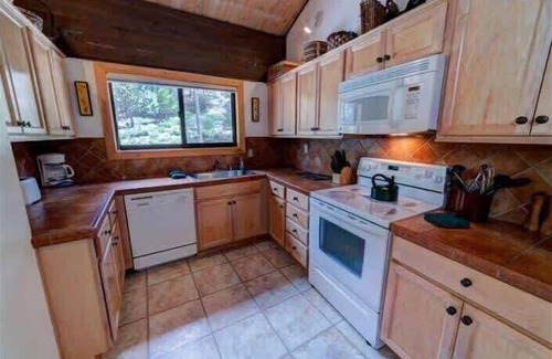 Brockway House | Lakefront Condo in Kings Beach- #26