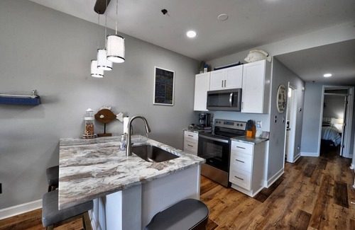 Huddleston Condo | Lakefront Condo Resort, Amazing Lake & Mountain Views + Abundant Amenities