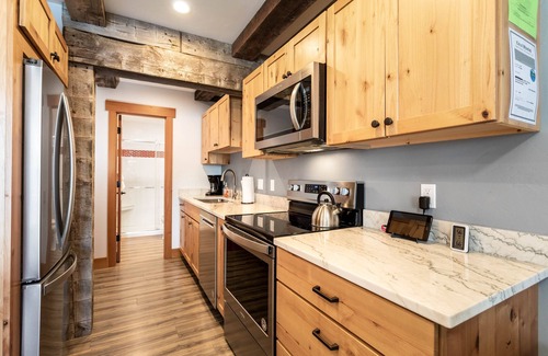 Whitefish Condo | Lakefront condo w/shared pool & hot tub, views, near downtown - Bay Point Lakeside Landing