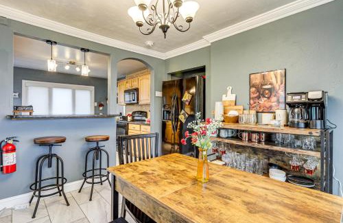 Forest Grove House | Lakefront Cottage 2 Mi to Palladium in Worcester!