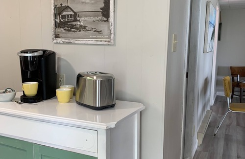 Grand Beach Cottage | Lakefront Cottage in Grand Beach Provincial Park
