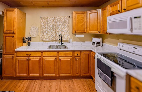 Plymouth House | Lakefront Cottage in Connecticut - Hot Tub, Fire Pit, Game Room - Fall Escape