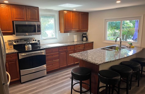 Howick Cottage | Lakefront Cottage in Huron County