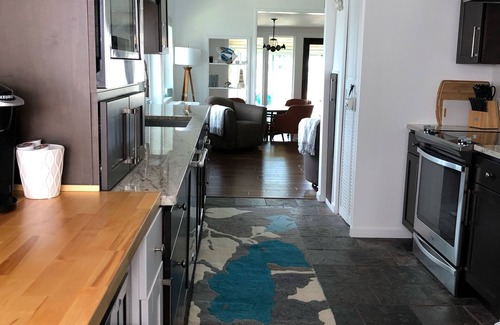 Ferrysburg House | Lakefront Cottage on Spring Lake in Grand Haven