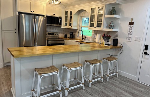 Pointblank Cabin | Lakefront cozy cabin, fully remodeled! Unforgettable place!
