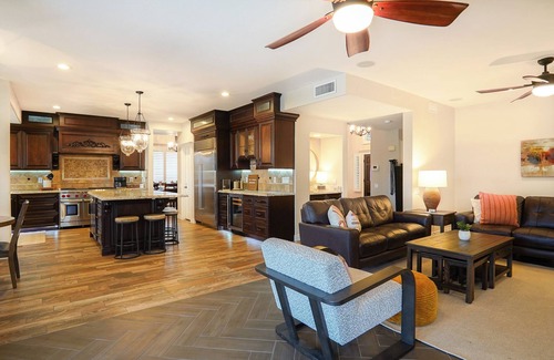 Crystal Shores House | Lakefront Escape: Gourmet Kitchen, Kayaks, & Sunset Soirees