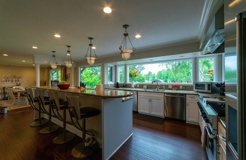 Rogers Park House | Lakefront Estate with Spectacular Mountain Views for Special Events only