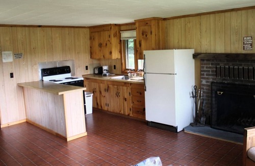 Indian Lake Cabin | Lakefront-Family & Pet Friendly-Adirondack Cabin