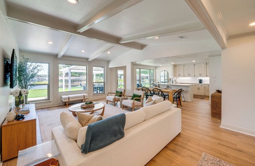 Granbury House | Lakefront Granbury Home w/Patio, Fire Pit & Dock!