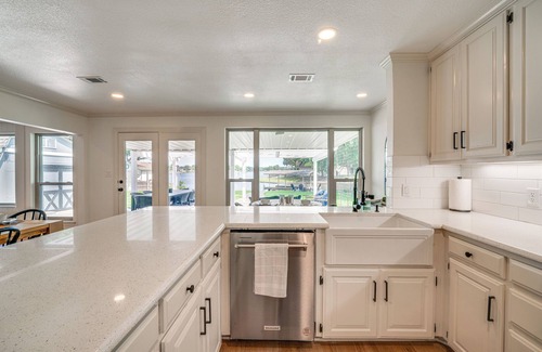Granbury House | Lakefront Granbury Home w/Patio, Fire Pit & Dock!