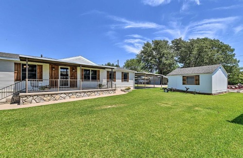Granbury House | Lakefront Granbury Home, Boat Dock On-Site!