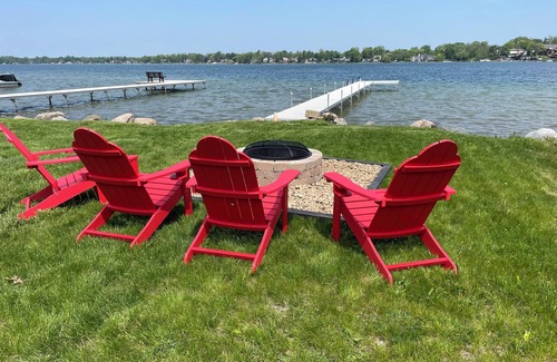 Waterford House | Lakefront Home; All-Sports Elizabeth Lake; Dock, Fire Pit & Kayaks [see reviews]