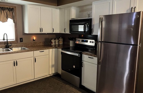Warsaw House | Lakefront home on Little Barbee that sleeps 6