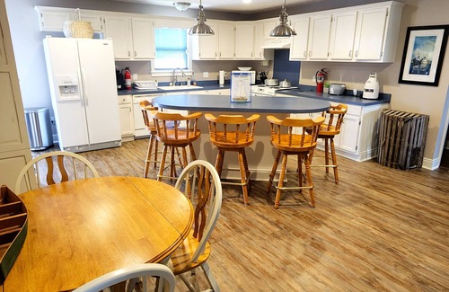 Lake Charles House | Lakefront Home "The Red Crab"