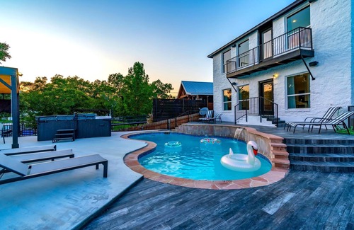 Kingsland House | Lakefront Home w/Pool, Spa, & Game Room!