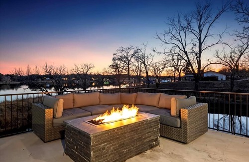 Kingsland House | Lakefront Home w/Pool, Spa, & Game Room!