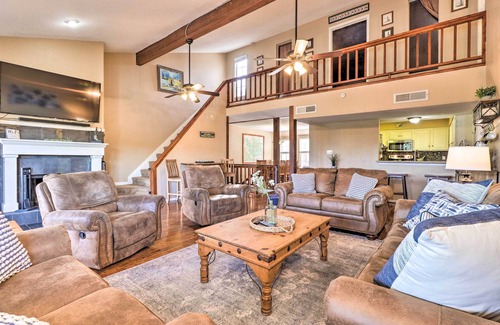 Point Venture House | Lakefront Home w/Point Venture Golf Access!