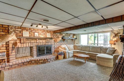 Brohman House | Lakefront Home with Deck Central Michigan Escape!