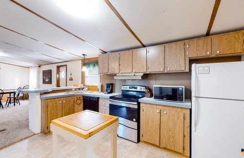 Saluda House | Lakefront home with deck, grill, boat ramp & dock - snowbird-friendly